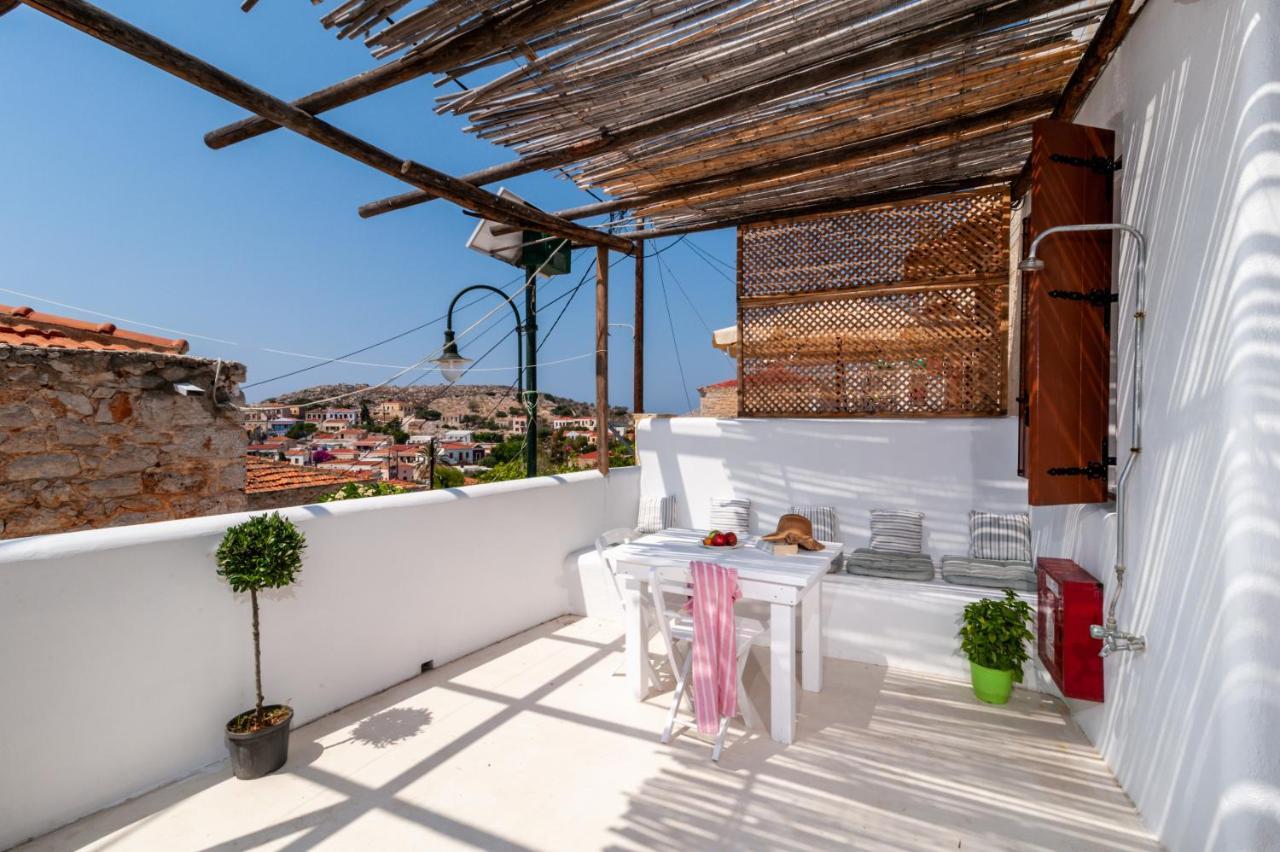 Atlantis Houses Chalki Town المظهر الخارجي الصورة