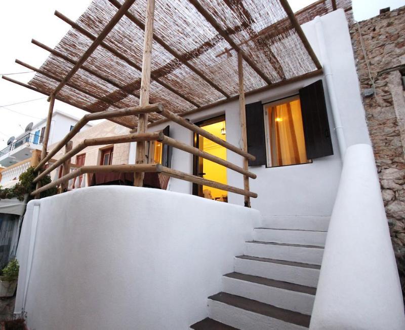 Atlantis Houses Chalki Town المظهر الخارجي الصورة